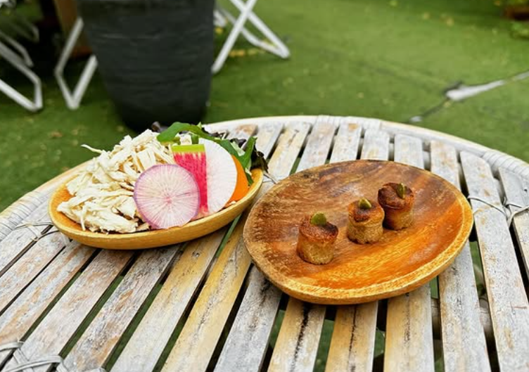 Kobe harbor kitchen Haji（ハジ）