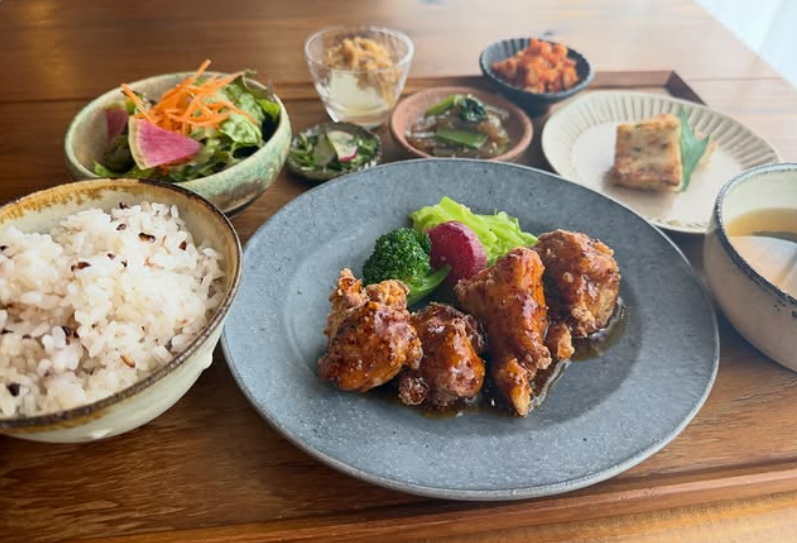 菜屋cafe doi